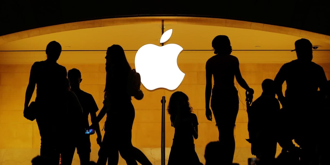 Apple ўз ходимларидан коронавирусга қарши қайта эмланишни талаб қилади