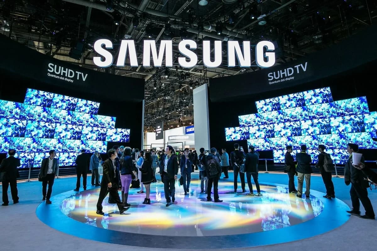 Samsung февралда «энг мукаммал Galaxy»ни тақдим этади