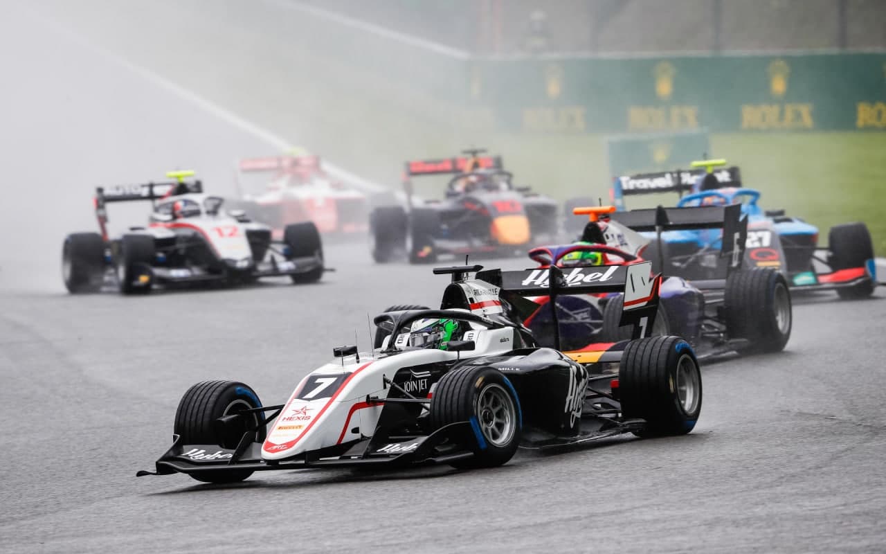 «Формула-1» Россия Гран-присини бекор қилди