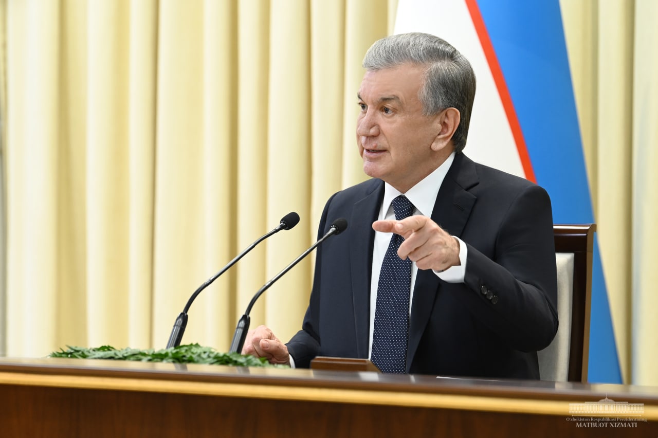 «Халқимиз қачон рози бўлади? Солиқ кам бўлиб, даромади ошса» — Президент солиқ юкини камайтириш вазифасини қўйди