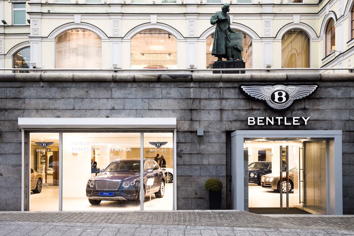 Bentley 2021 йил рекорд даражада даромад топди