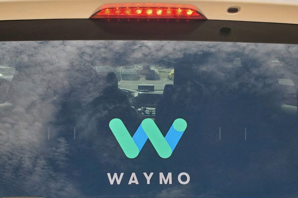 Waymo Сан-Францискода ҳайдовчисиз такси хизматини ишга туширади