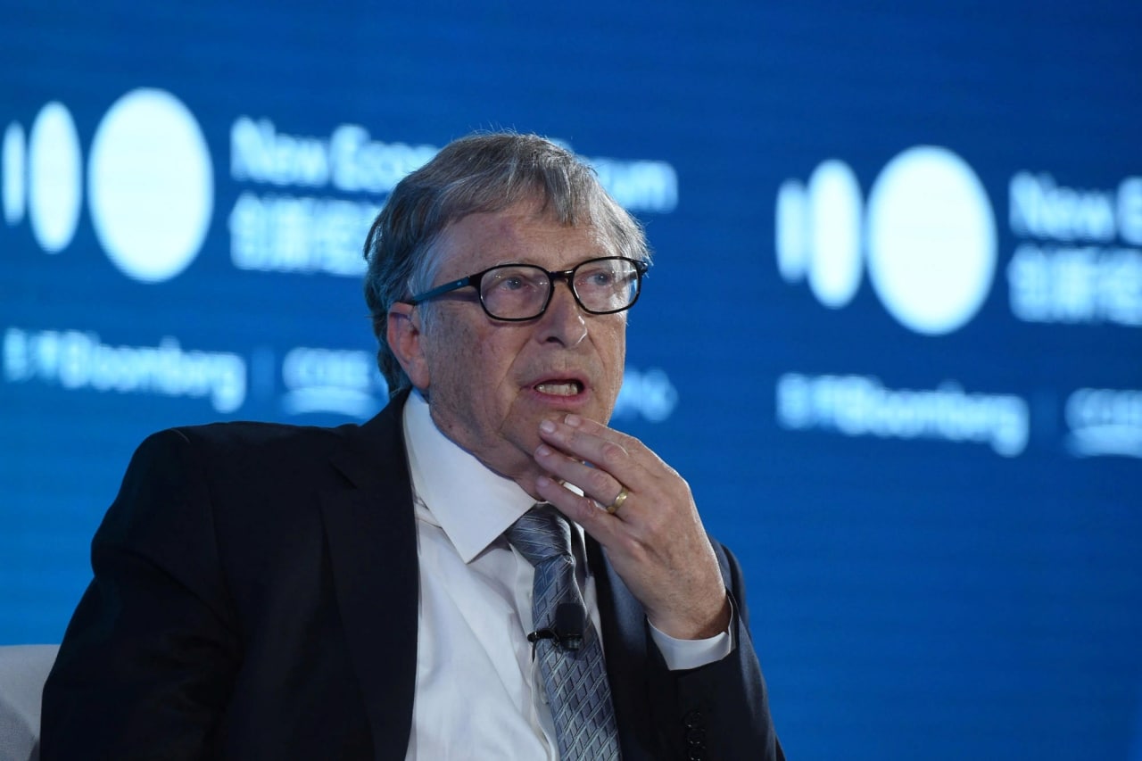 Билл Гейтс ҳавони ичимлик сувига айлантирувчи стартапга сармоя киритди