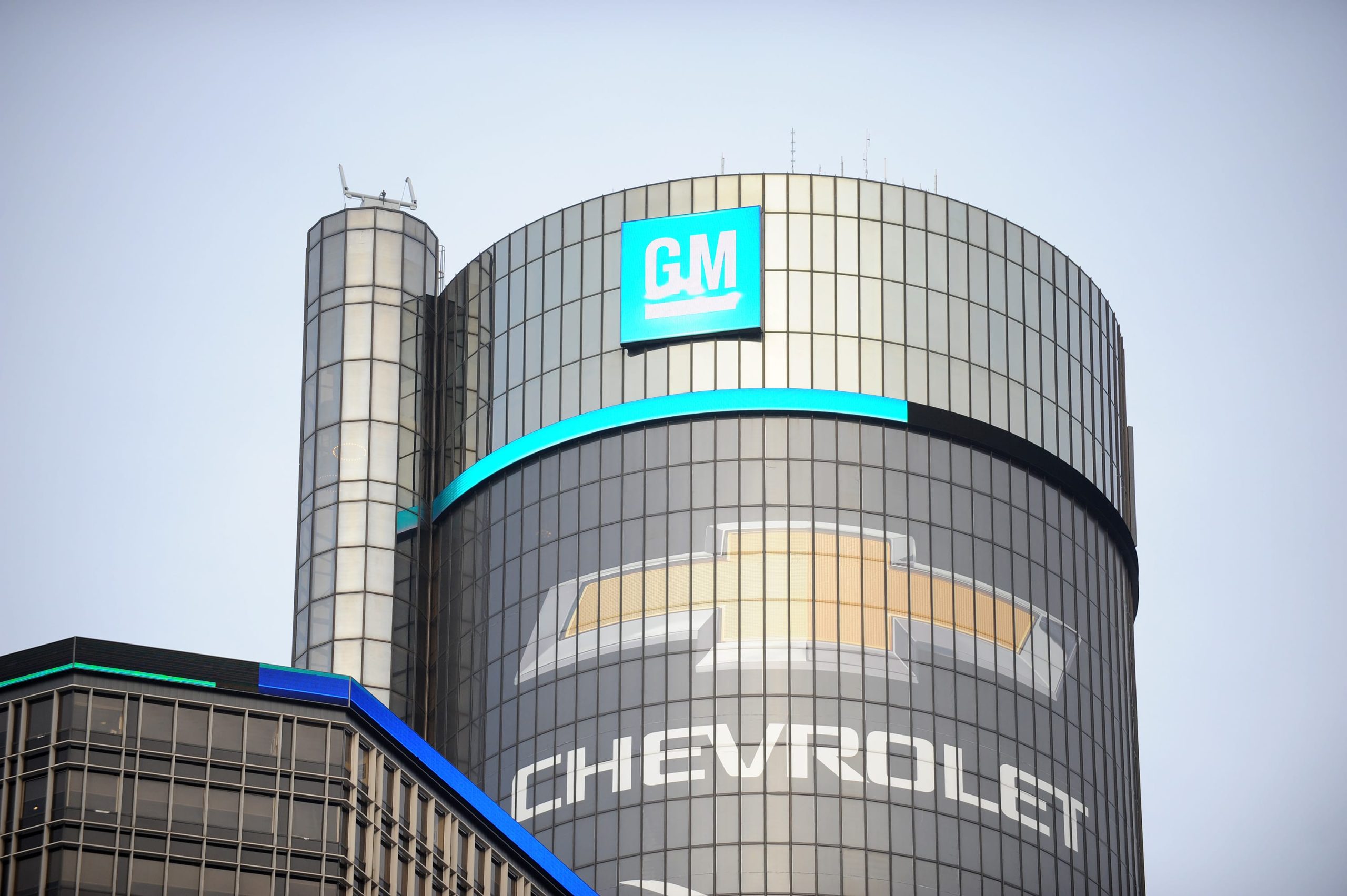 General Motors’нинг иккинчи чоракдаги соф фойдаси 40 фоизга қисқарди