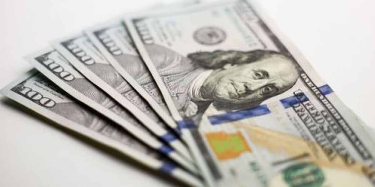 Фарғонада банк бошқарувчиси 3500 доллар пора билан ушланди