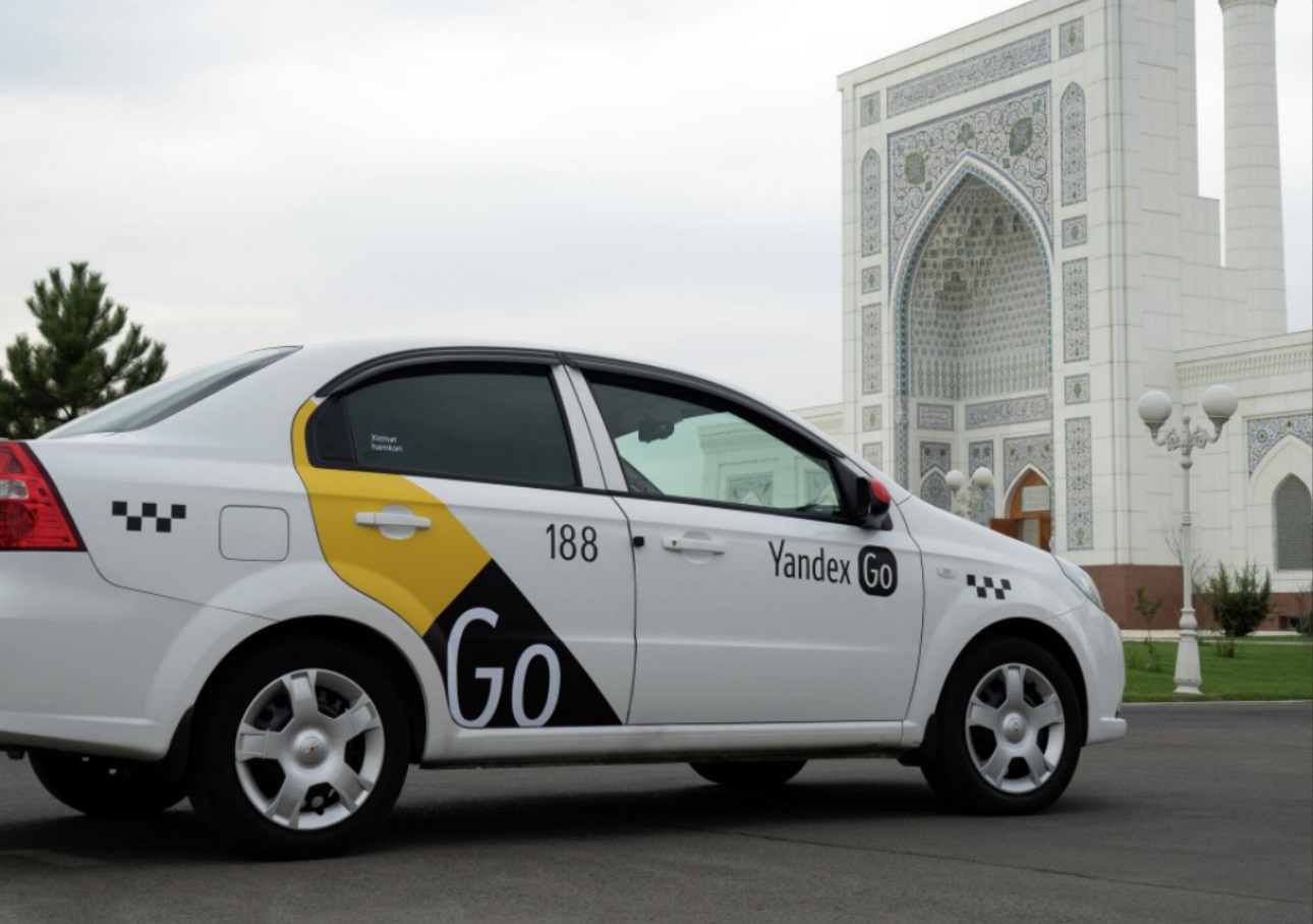 Yandex Go ҳайдовчилари ва курьерлари олти ойда 340 млн доллар даромад олди