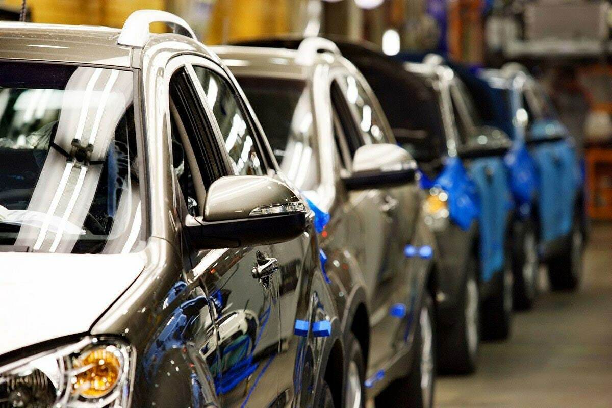 Ўзбекистон июнь ойида автомобиллар импортини камайтирди