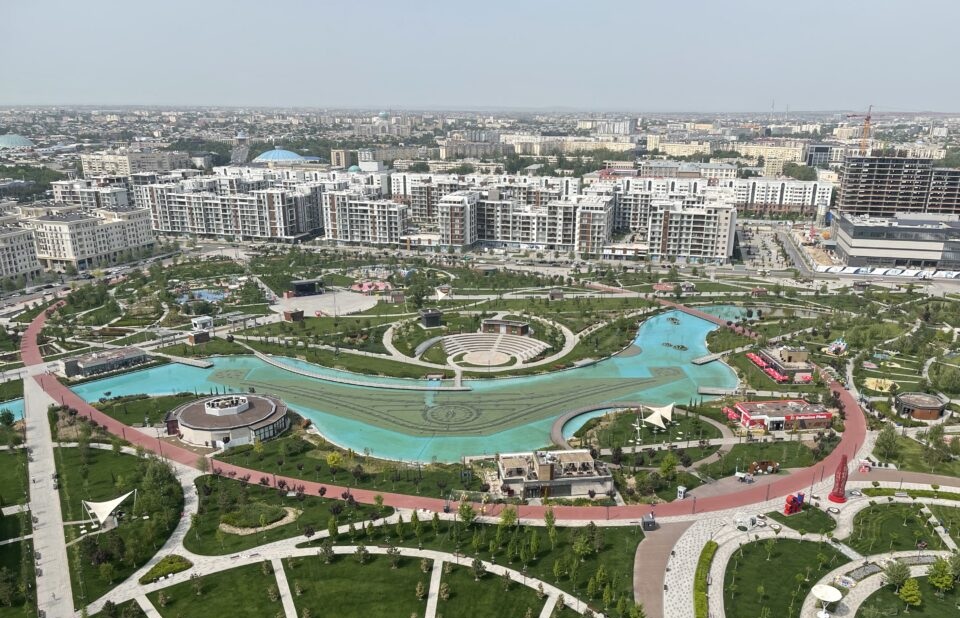 Олтин ва газ экспорти, автомобиллар импорти ортган — Ўзбекистон ташқи савдоси шарҳи