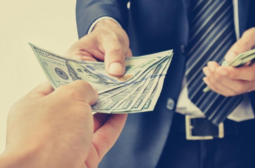 Ўзбекистонда кўпчилик қарзни яқин танишларидан олади — тадқиқот