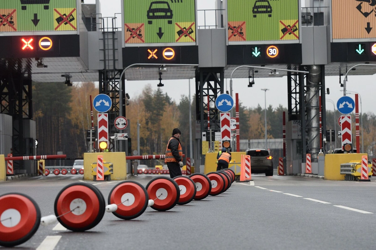 Ўзбекистонда пулли автомобиль йўлларида йўл ҳақи қандай белгиланади?